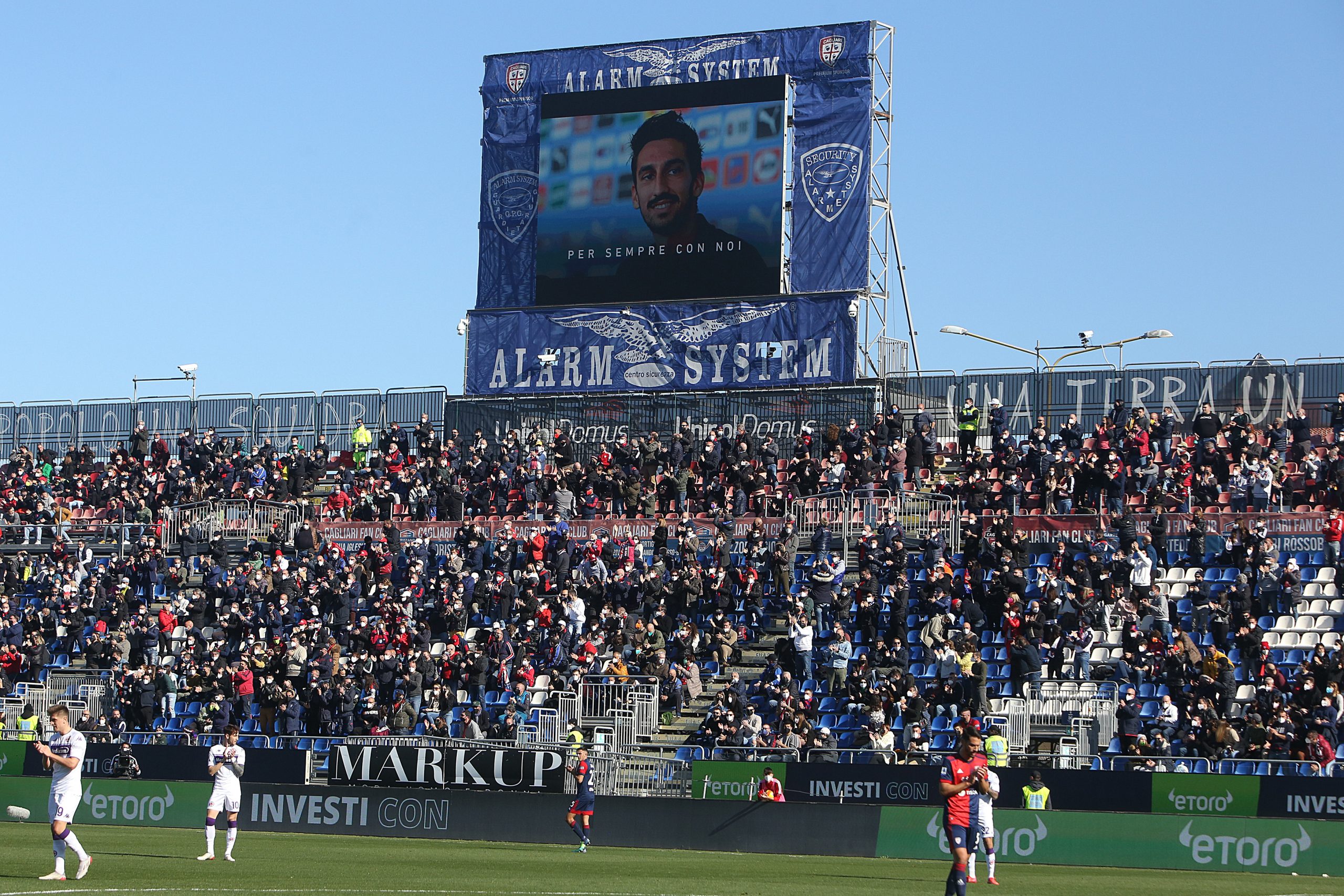 Fratellanza calcistica: Cagliari e Fiorentina nel ricordo di Astori