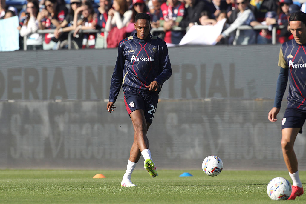 Yerry Mina  infortunio ai flessori: Cagliari in allerta