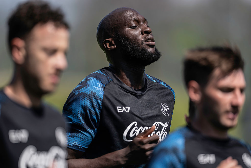 Napoli, infortunio per un titolare: può saltare anche il Cagliari