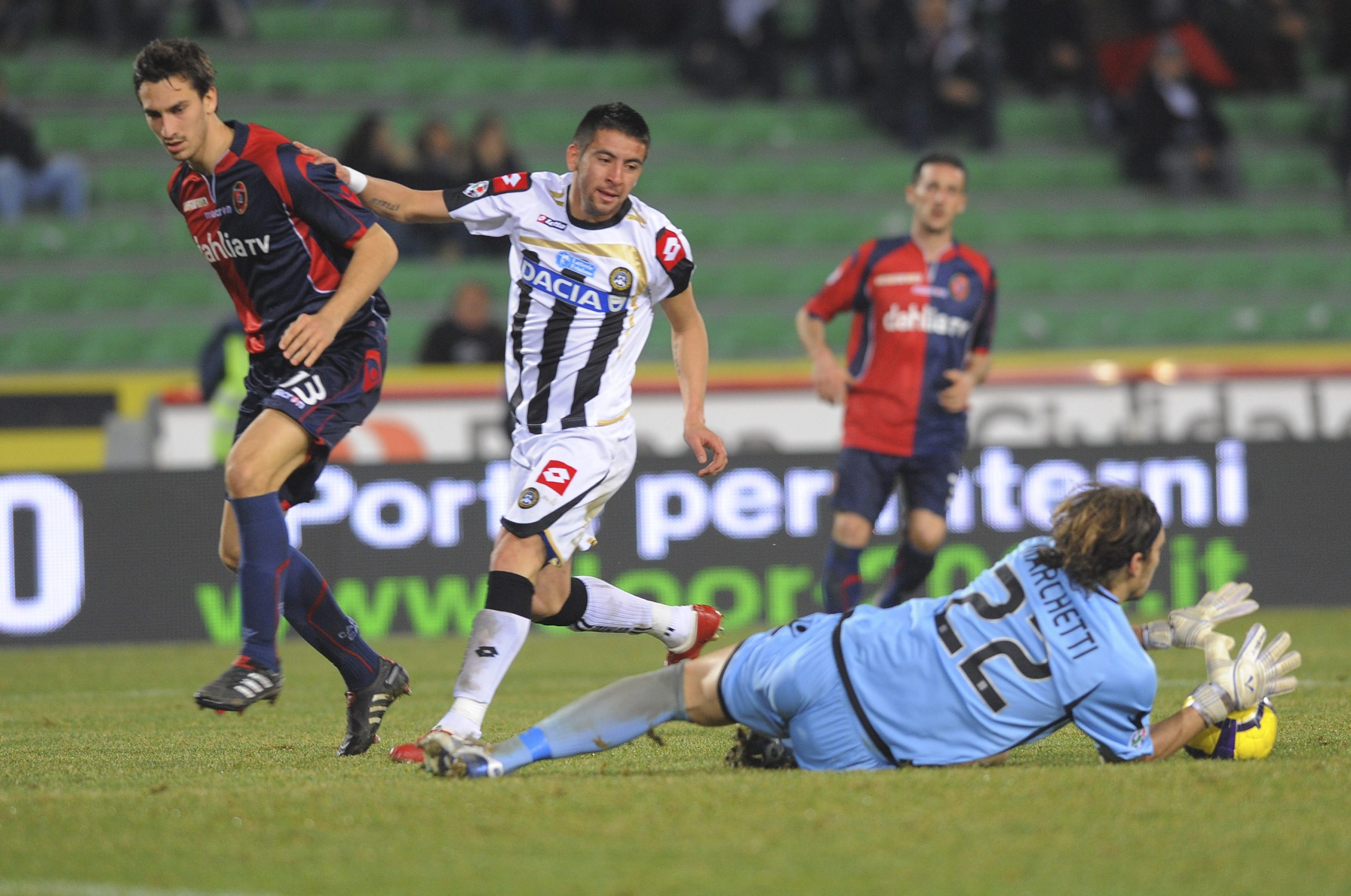 Marchetti: “Allegri mi voleva al Milan, ma rimasi al Cagliari”