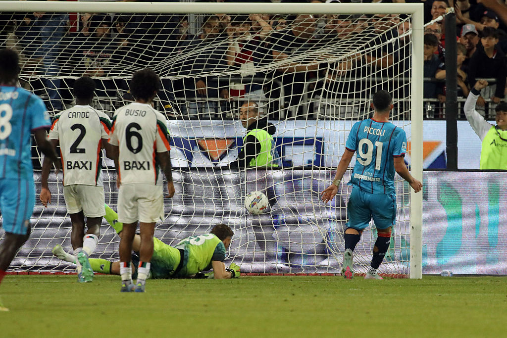 Cagliari, su Caprile irrompe il Torino. Sanabria in rossoblù?