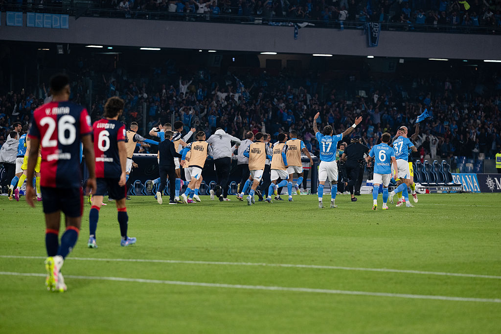 Cagliari ko al Maradona: Napoli campione d’Italia