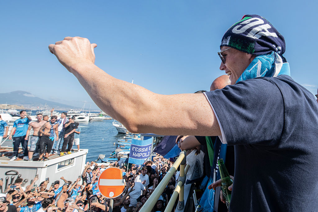 McTominay incanta: il gol contro il Cagliari è il migliore di maggio