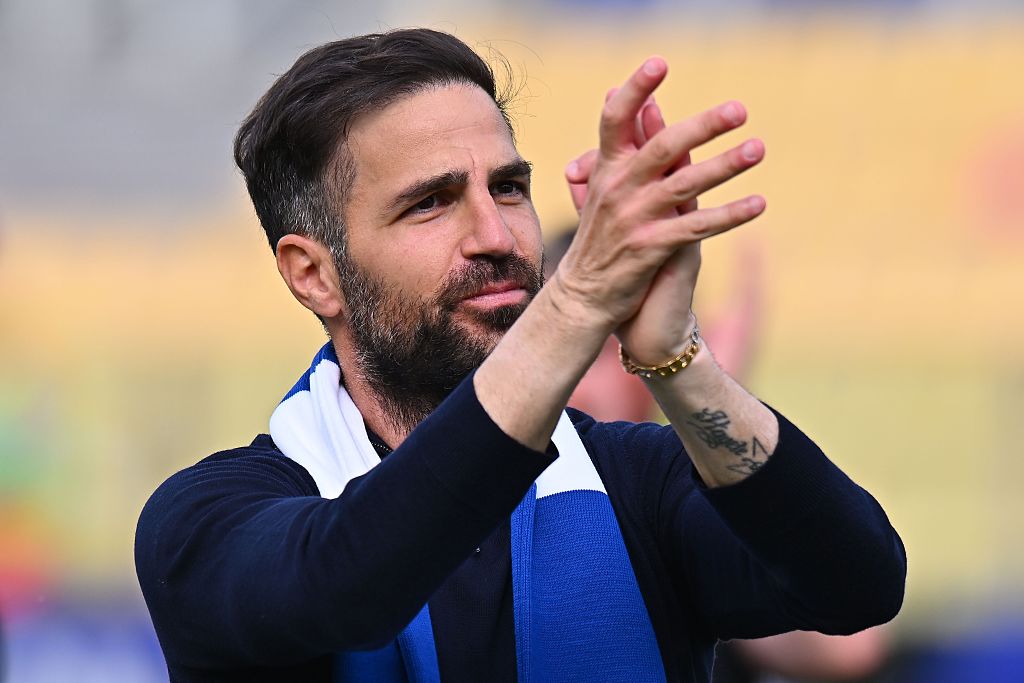 Il Cagliari sfida il Como: tutti i numeri degli uomini di Fabregas