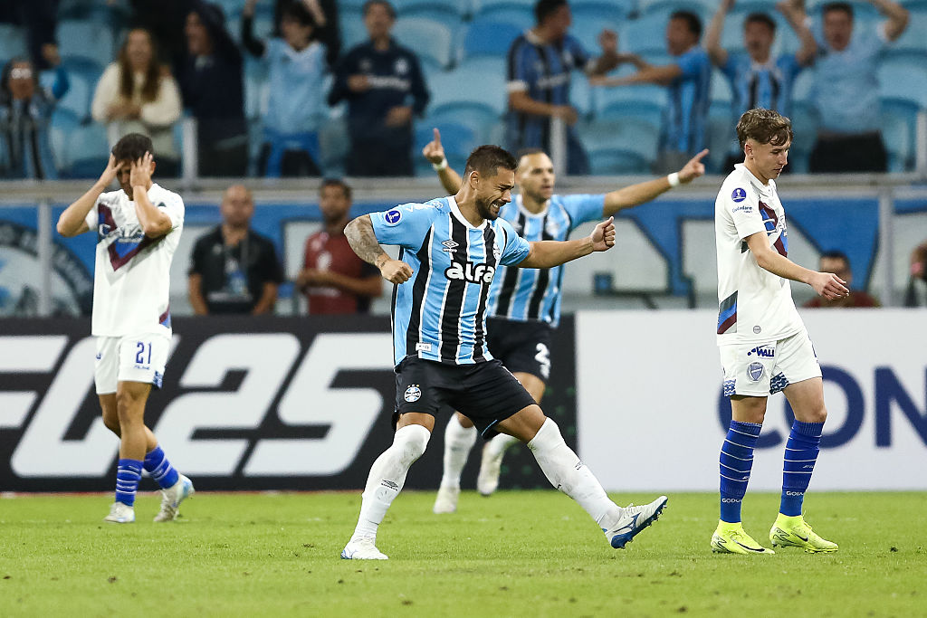 Joao Pedro resta all’Hull City: niente ritorno a Cagliari