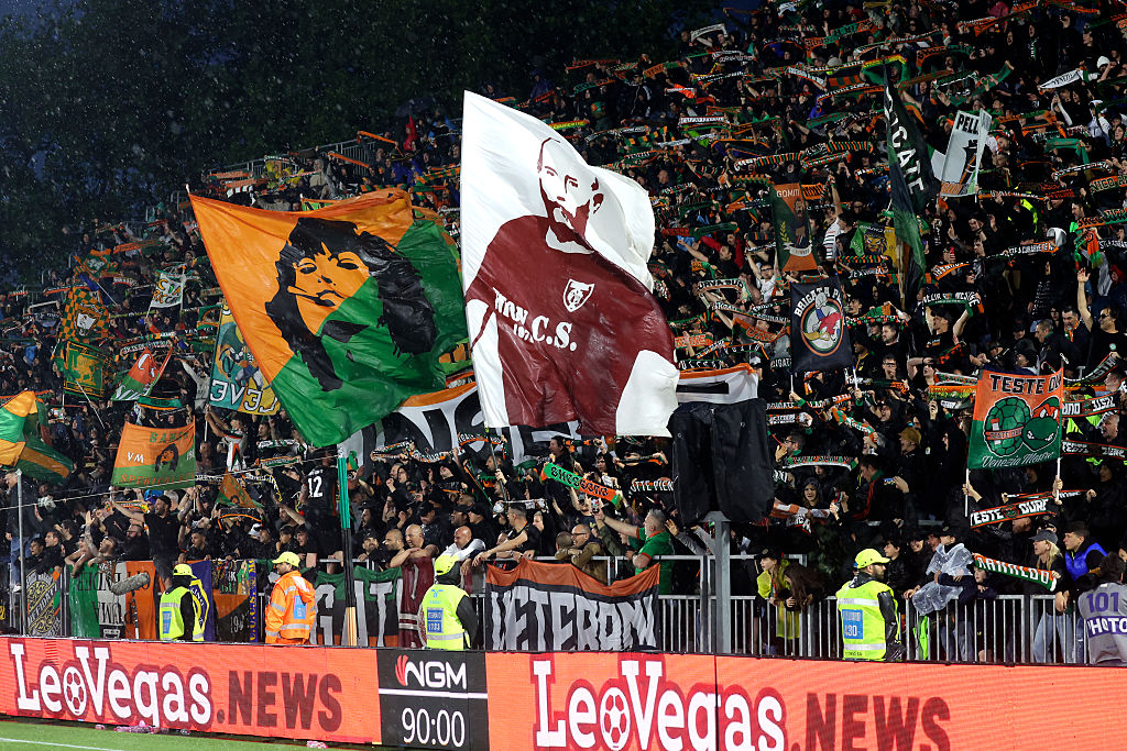 Tifosi del Venezia in viaggio per Cagliari: in 100 nel settore ospiti