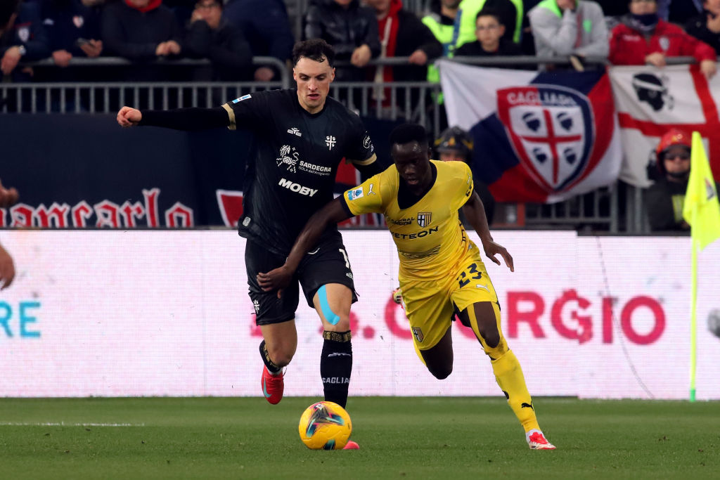 Il Cagliari punta Camara: sfida a Sassuolo e Genoa per il centrocampista