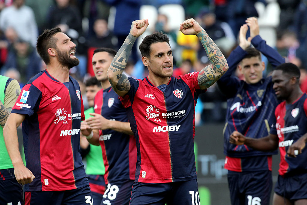 Cagliari, sirene dalla B per Viola: Monza e Palermo in pressing