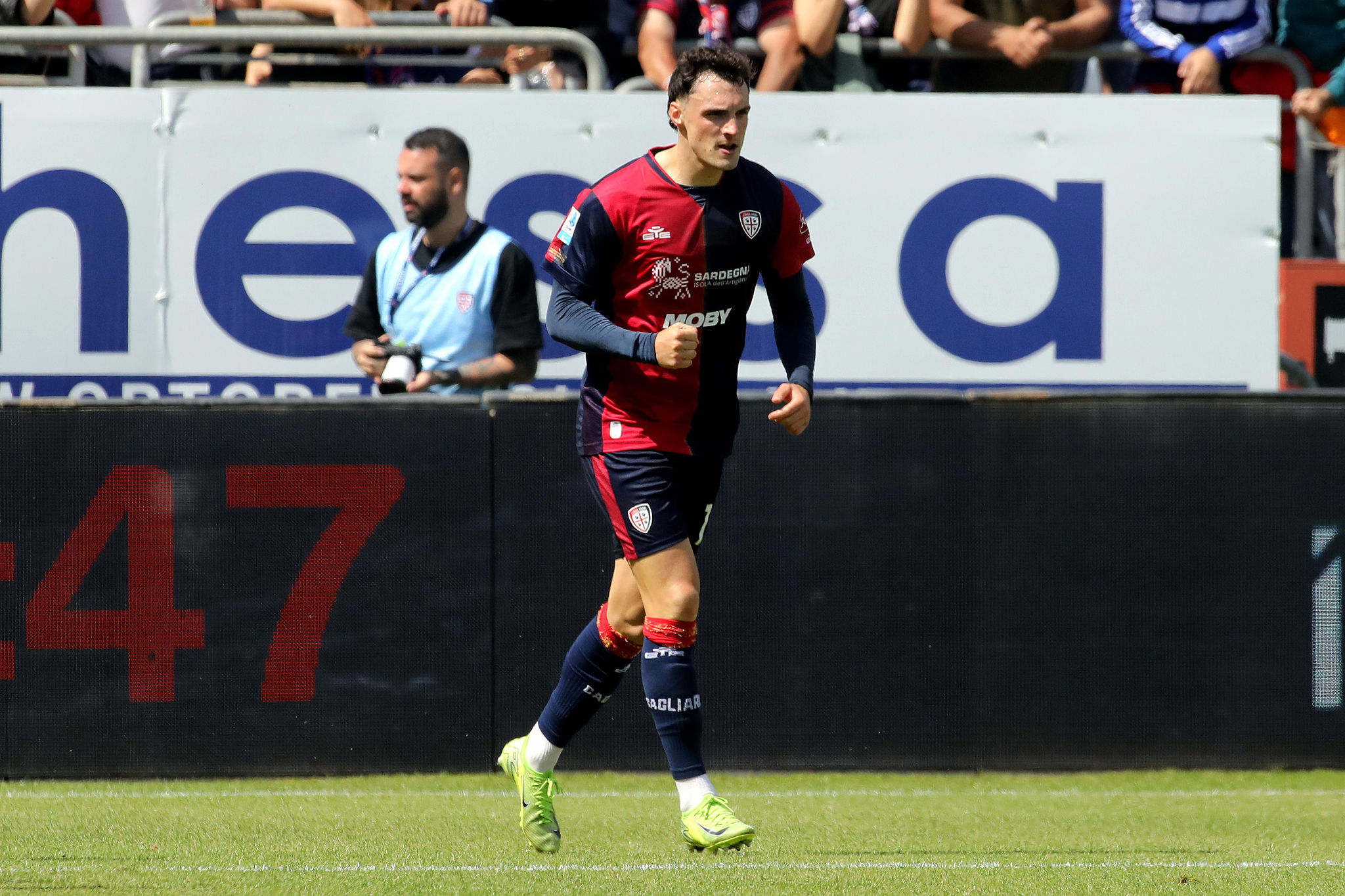 Mercato Cagliari, la Fiorentina non molla Nadir Zortea