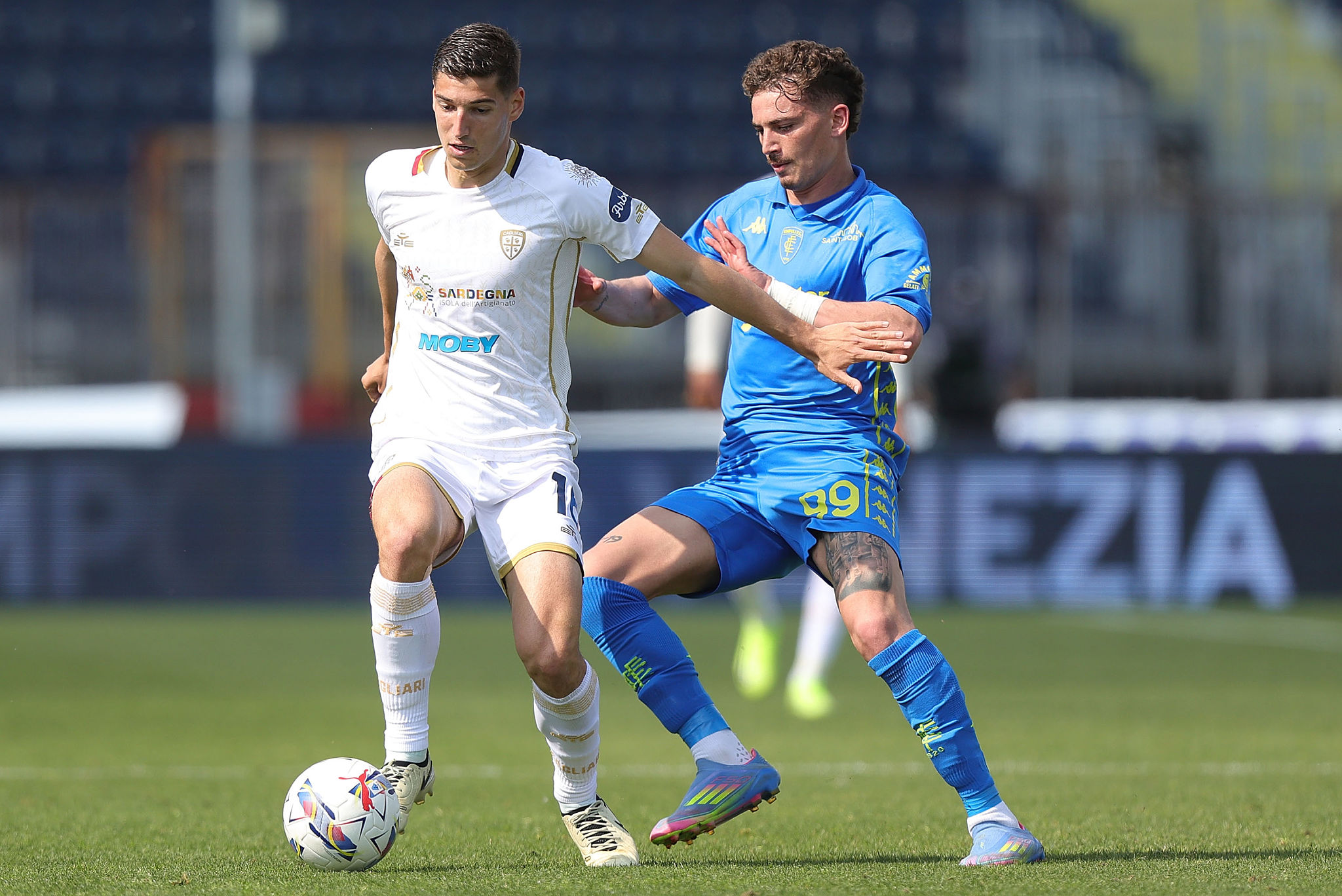Cagliari, nella corsa a Sebastiano Esposito si inserisce anche una tedesca