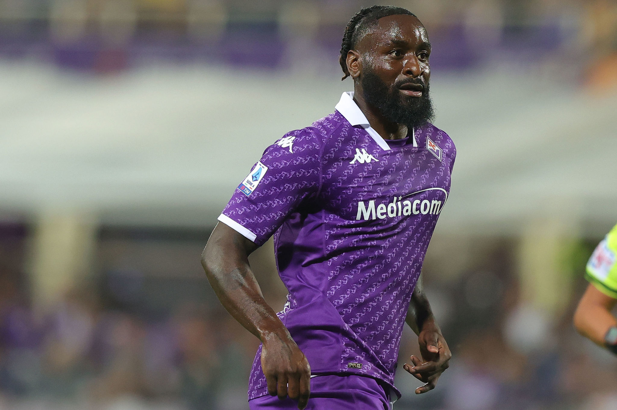 Nzola: il Cagliari sonda il prestito dalla Fiorentina