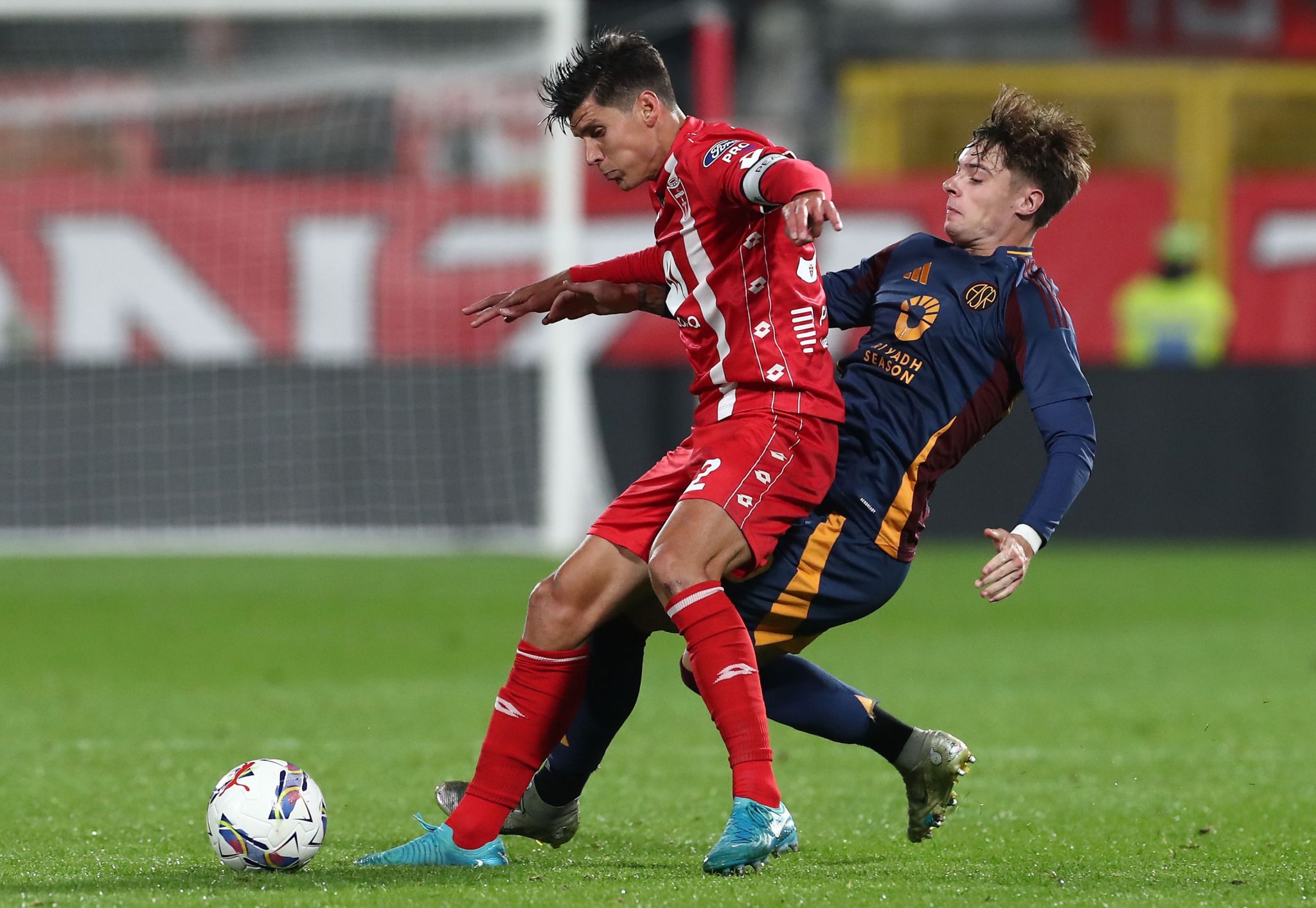 Matteo Pessina si allontana da Cagliari. Bologna in pole