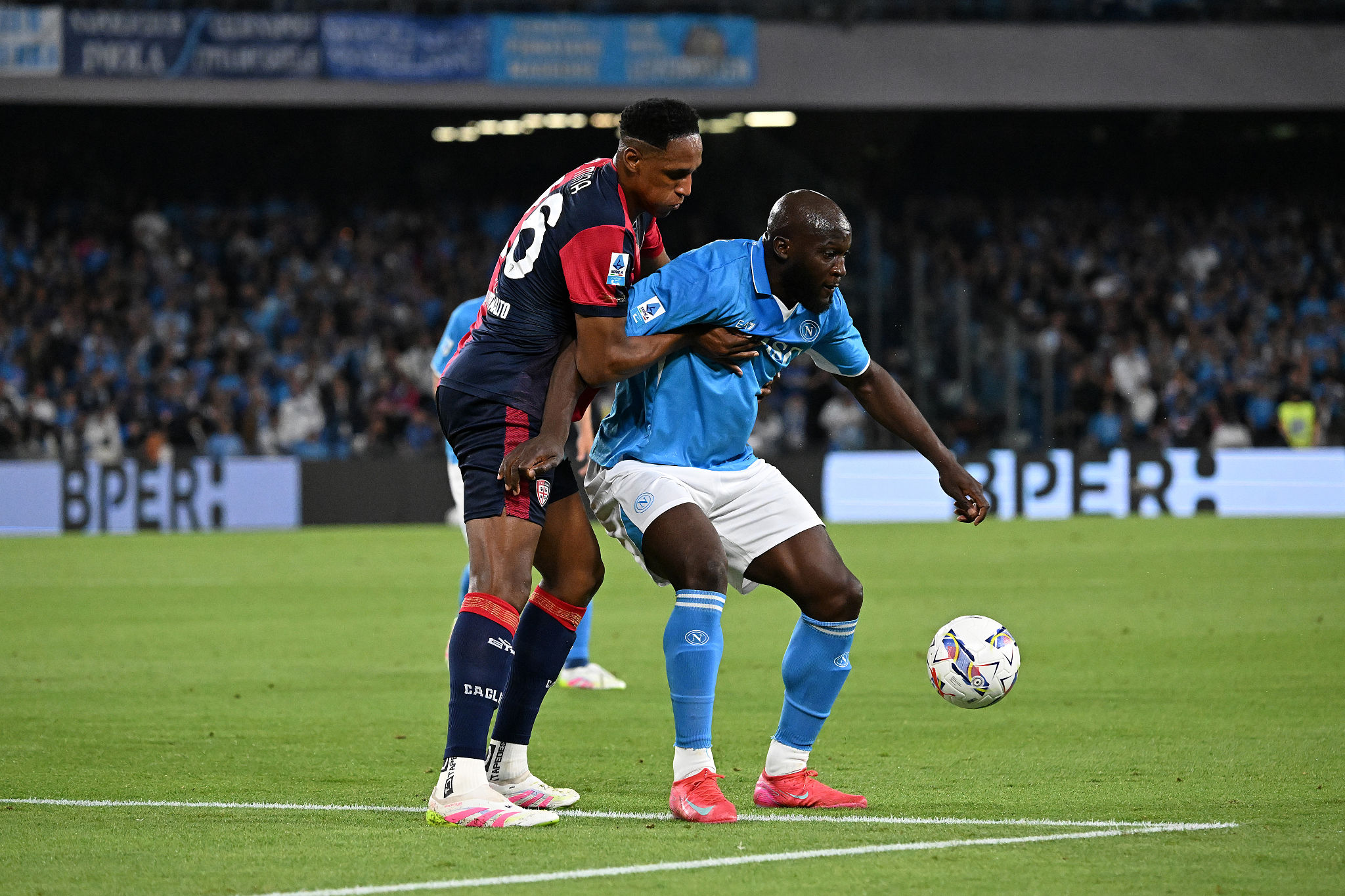 Cagliari, infortunio per Yerry Mina: salterà gli impegni con la nazionale