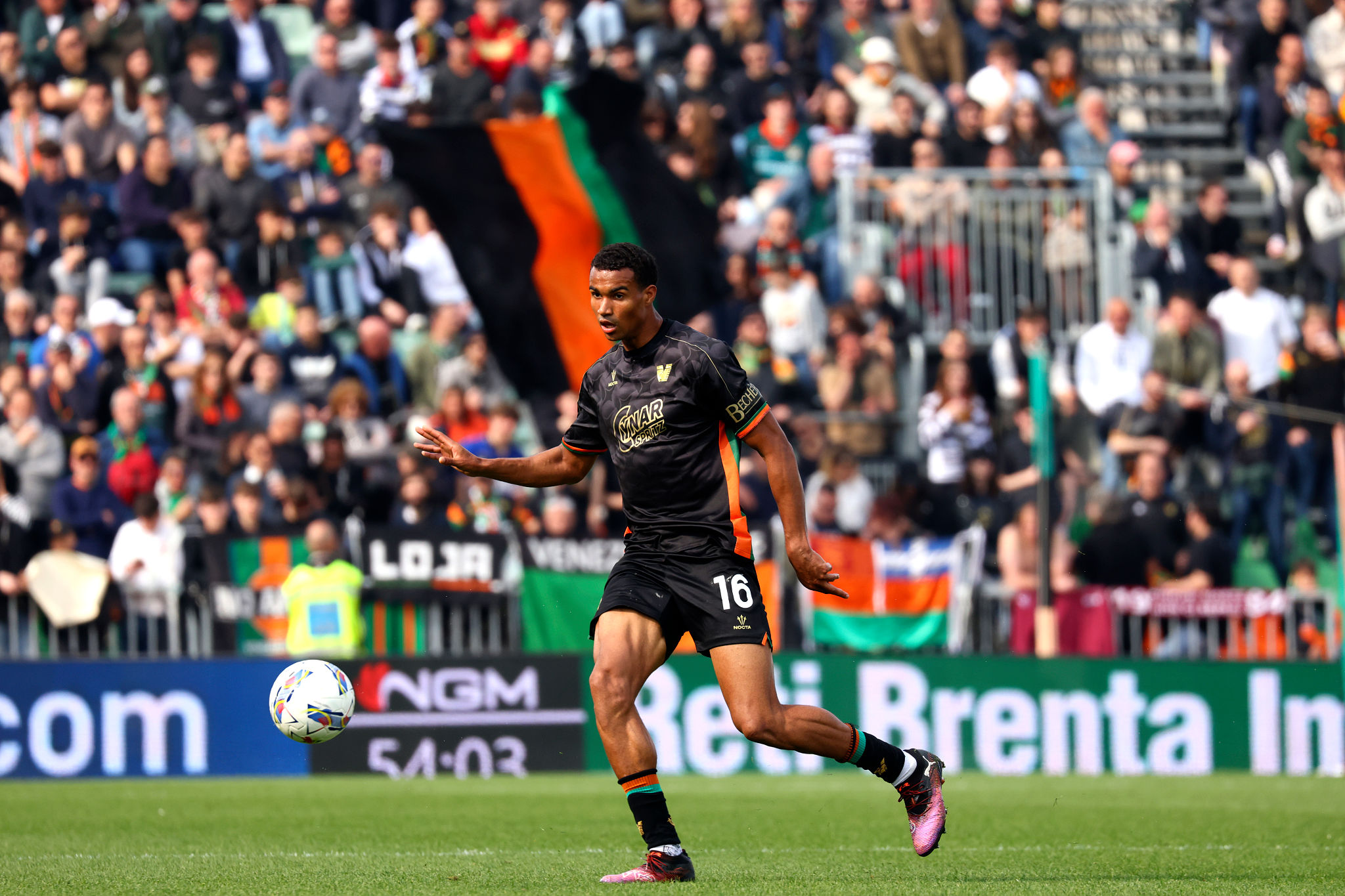 Mercato Cagliari, si studia un prestito con diritto di riscatto per Marcandalli del Genoa