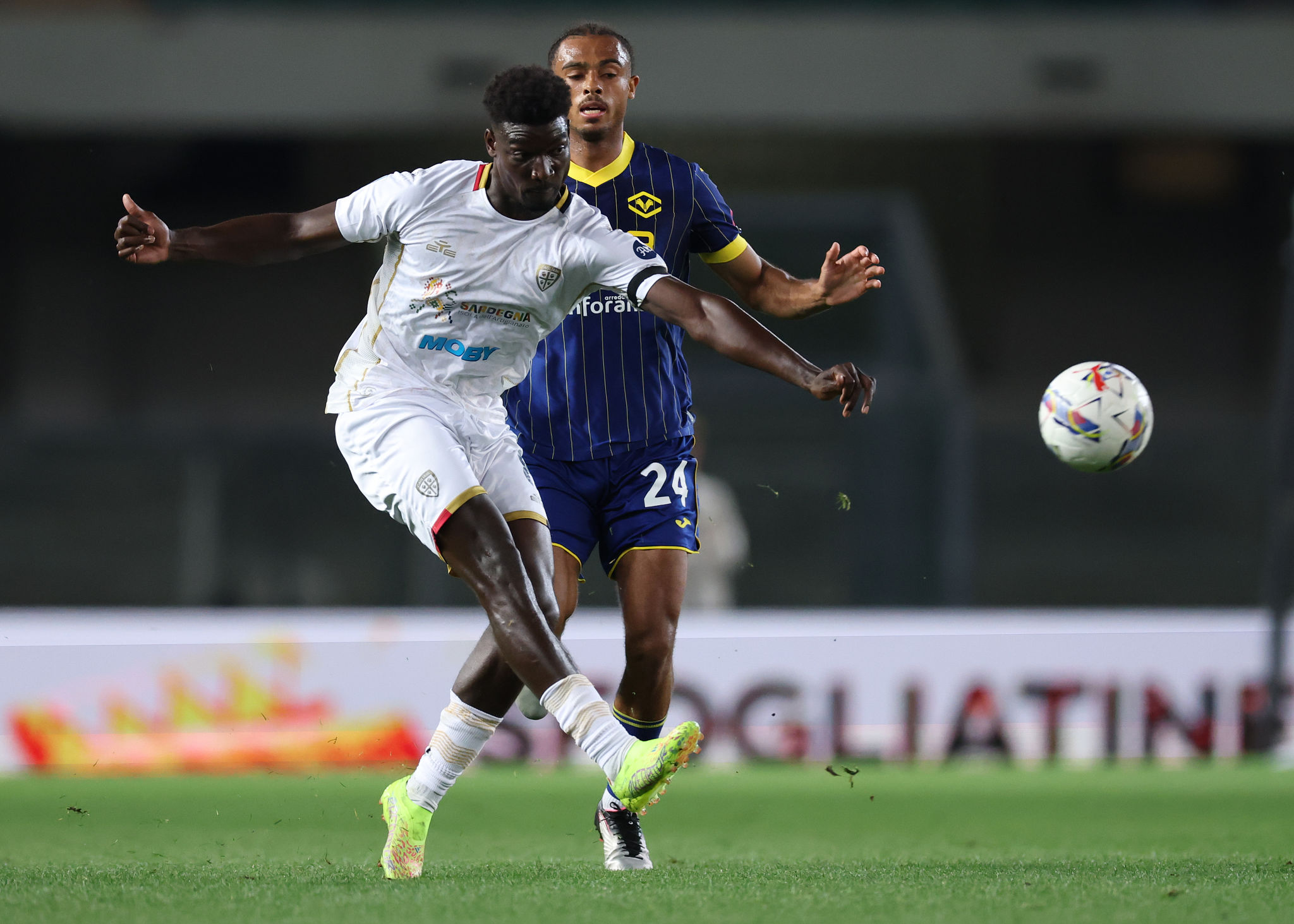 Il Burnley in pressing su Adopo. Ma il Cagliari vuole almeno 10 milioni per il centrocampista