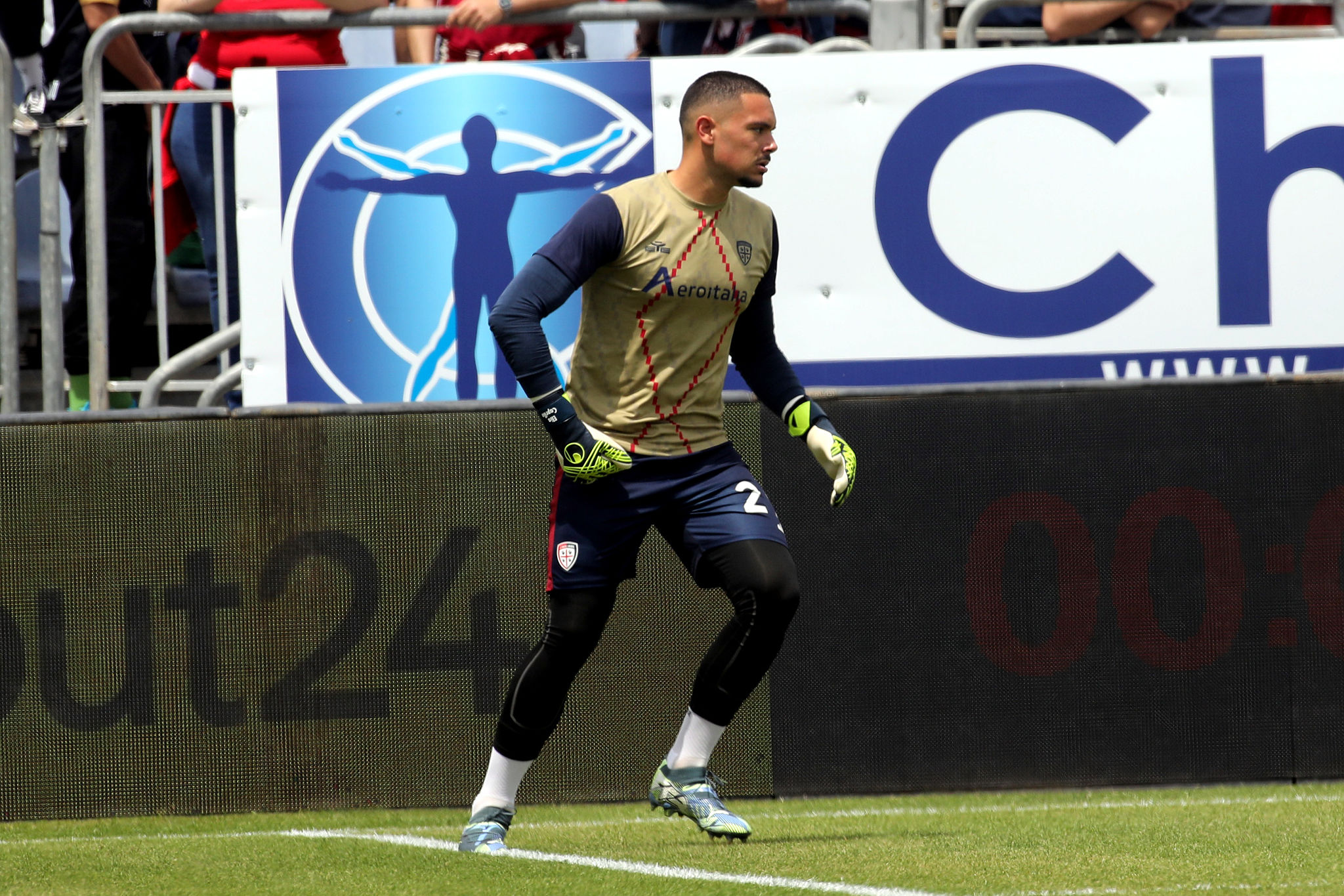 Caprile salva il Cagliari, Giulini lo celebra sui social