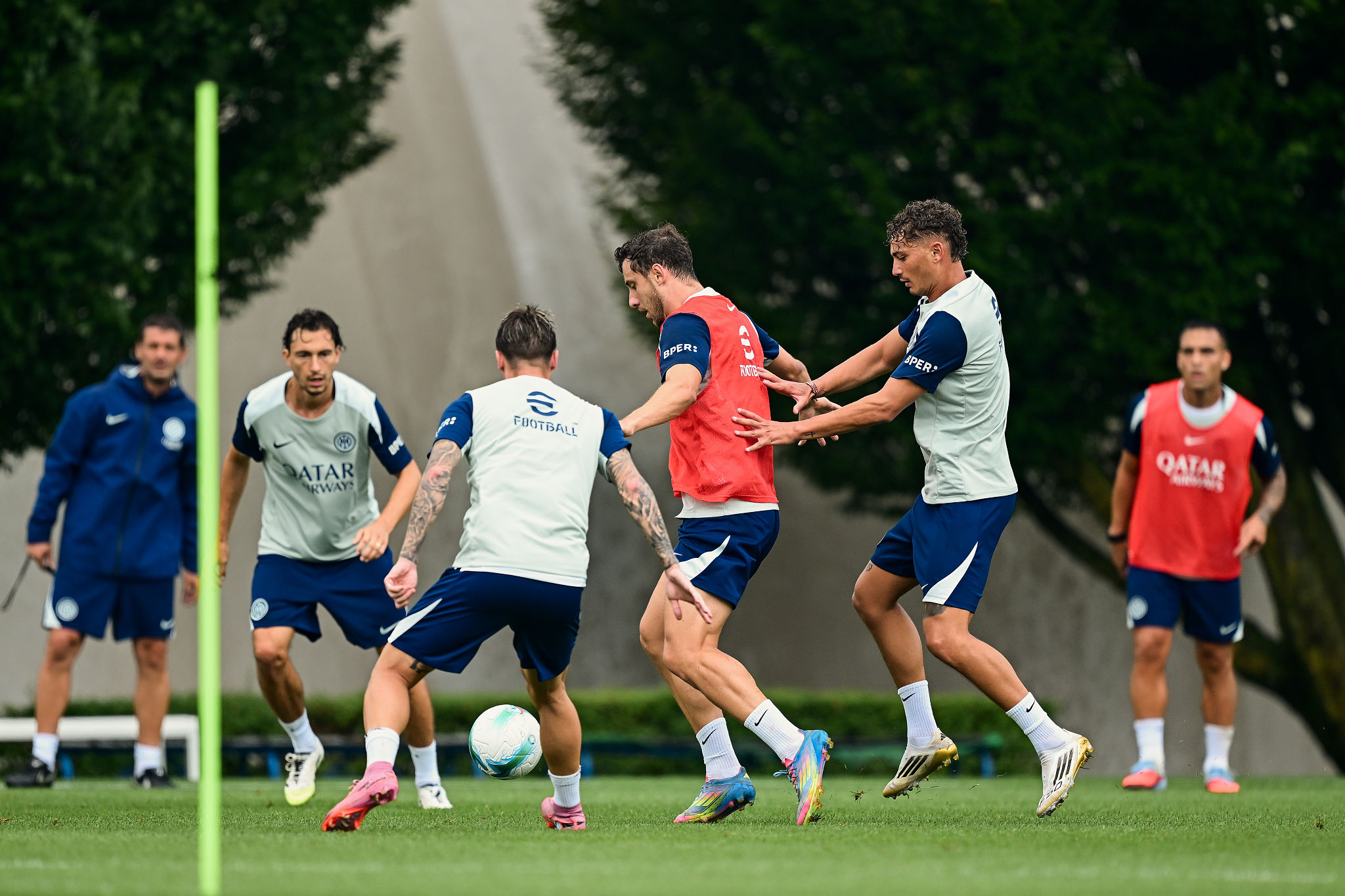 Akanji: “Cagliari, gara importante. Vogliamo dare continuità”
