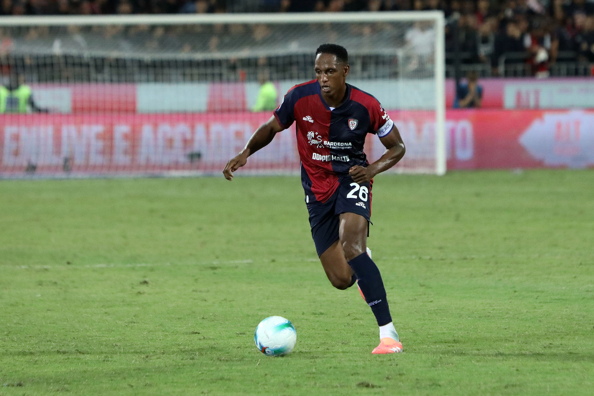 Cagliari, infortunio Yerry Mina: il punto sul recupero