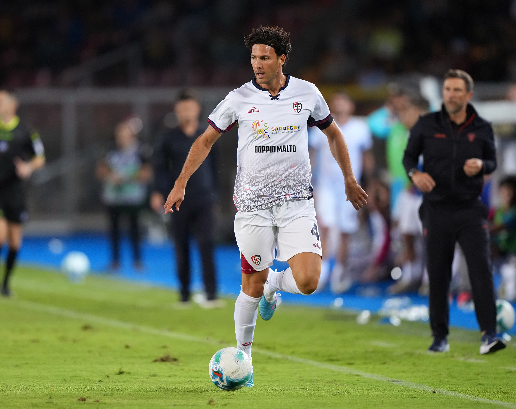 Mazzitelli cita Brad Pitt per il Cagliari: “Believe”