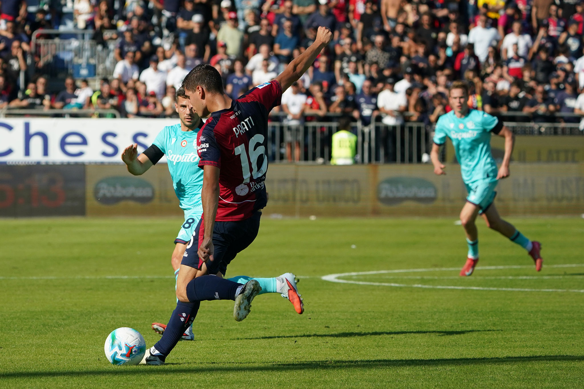 Cagliari-Genoa, le formazioni ufficiali. Prati taglia un traguardo personale