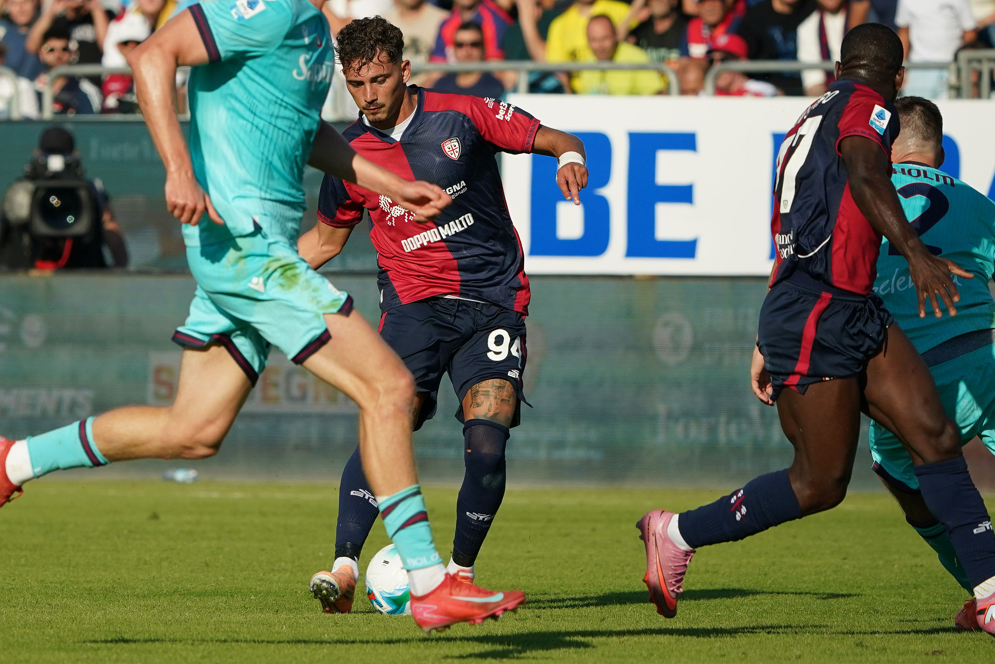 Cagliari: Sebastiano Esposito nella top 10 degli attaccanti italiani più preziosi