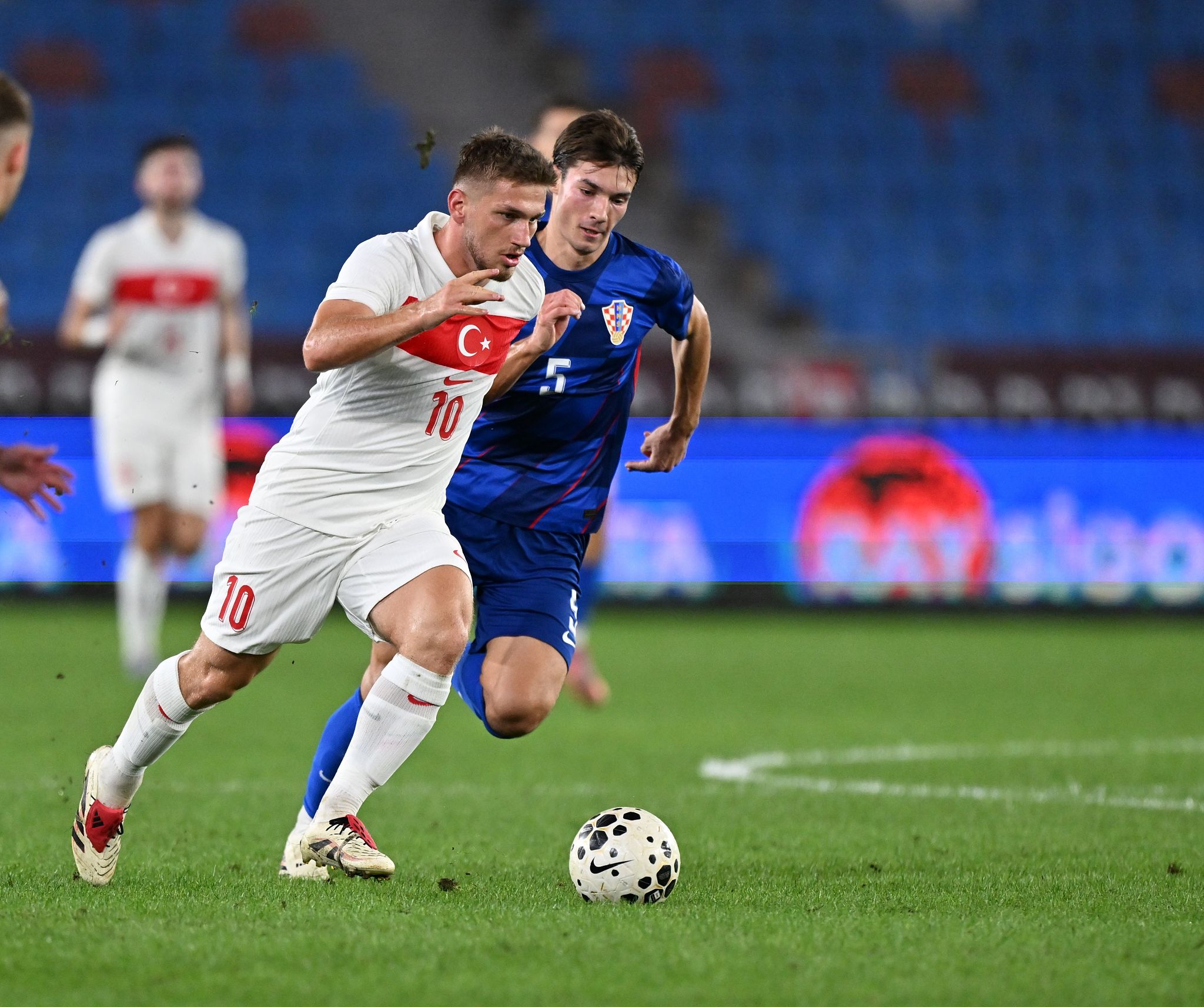 Kılıçsoy incanta con una rovesciata spettacolare per la Turchia U21