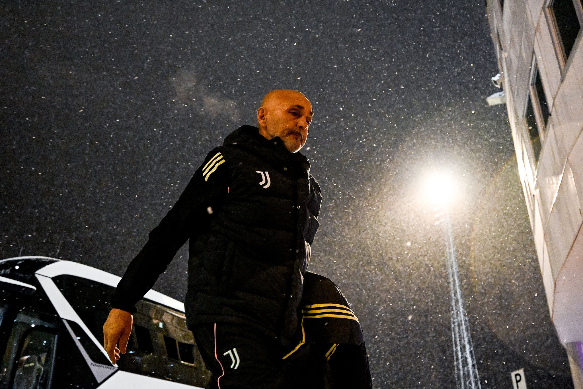 La Juventus vola a Cagliari solo per la partita: niente ritiro in Sardegna