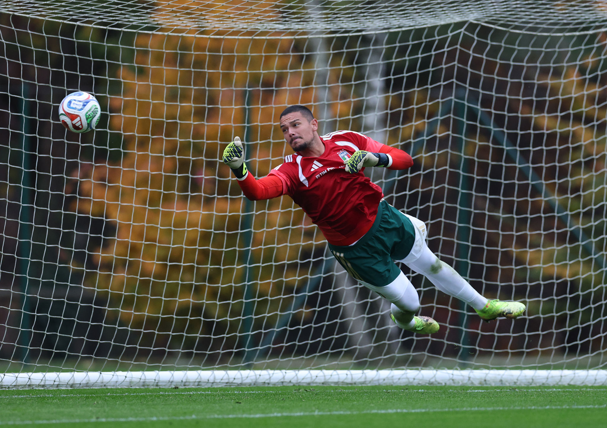 Pagliuca su Caprile: “Sta facendo molto bene a Cagliari”