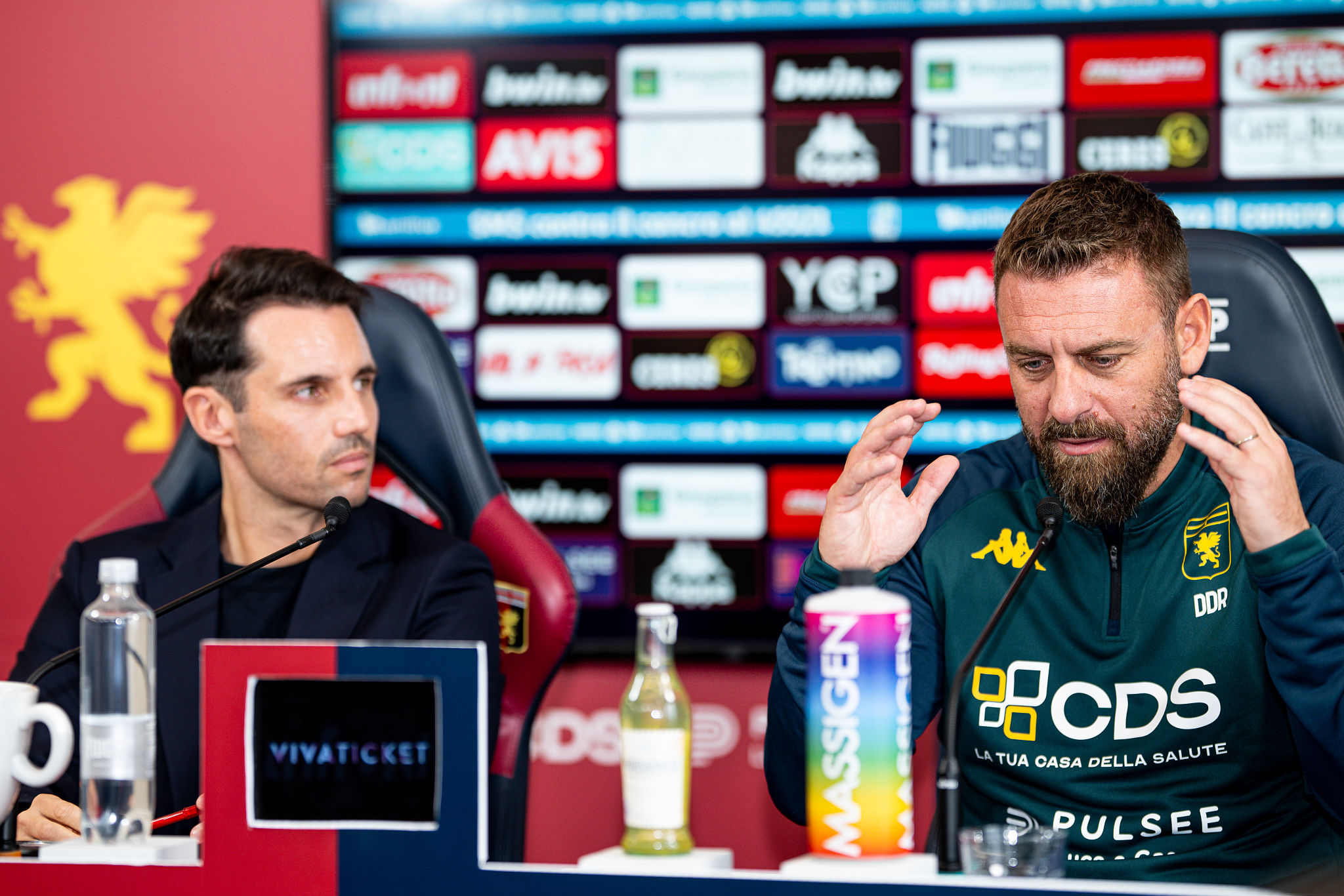 De Rossi lancia la sfida al Cagliari: le parole del tecnico del Genoa