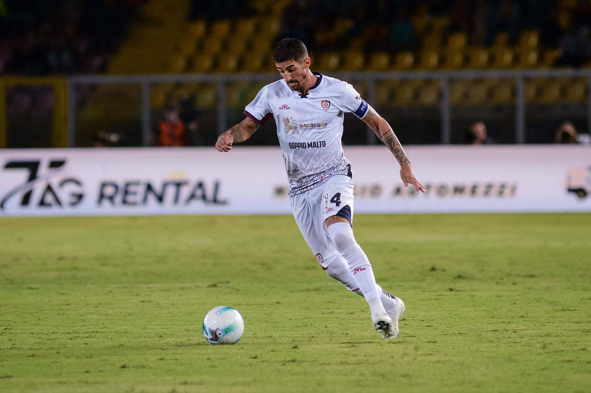 Emergenza difesa per il Cagliari: Mina out, Deiola va in difesa