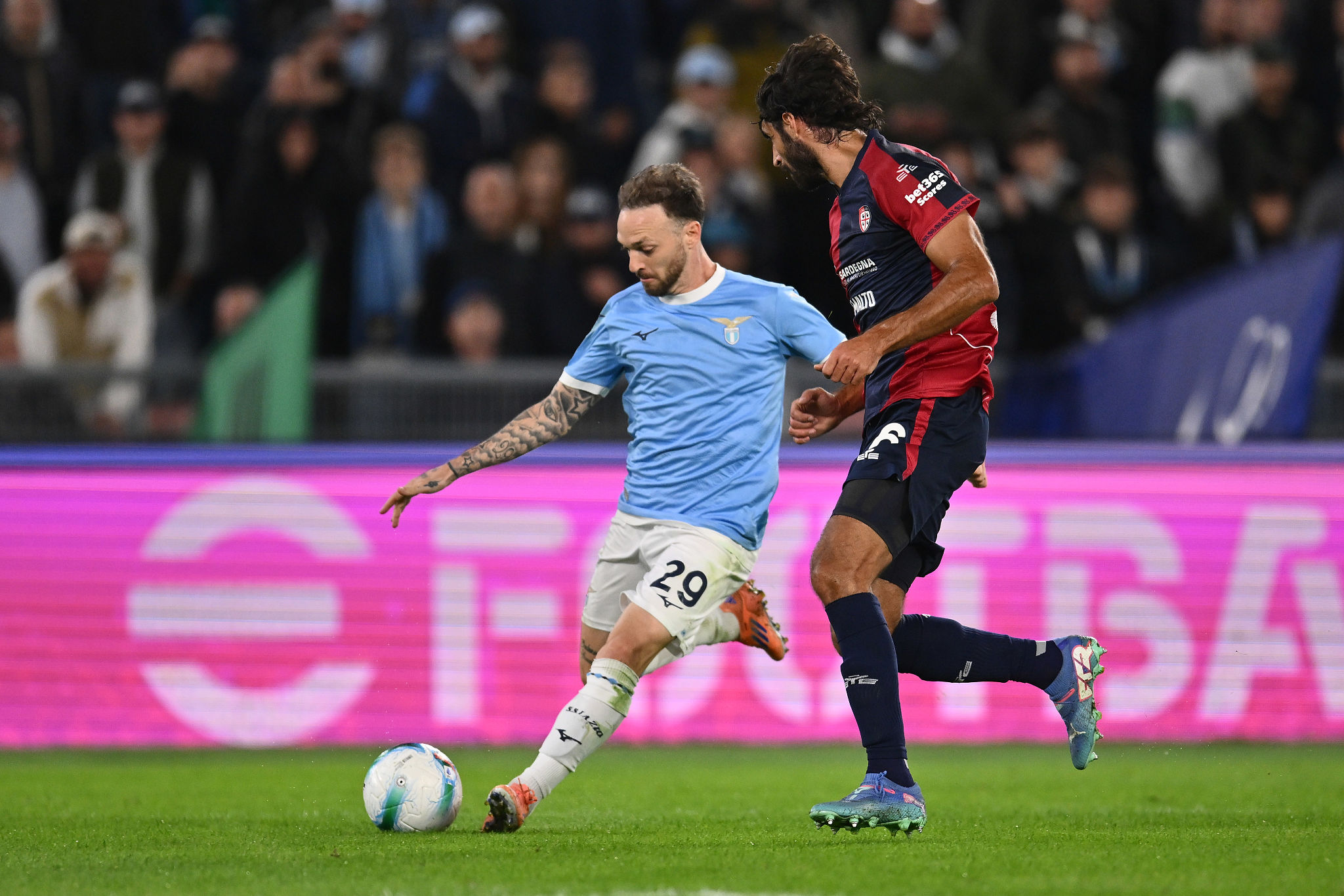 Luperto e il richiamo del Napoli: un'ipotesi di mercato per il difensore del Cagliari