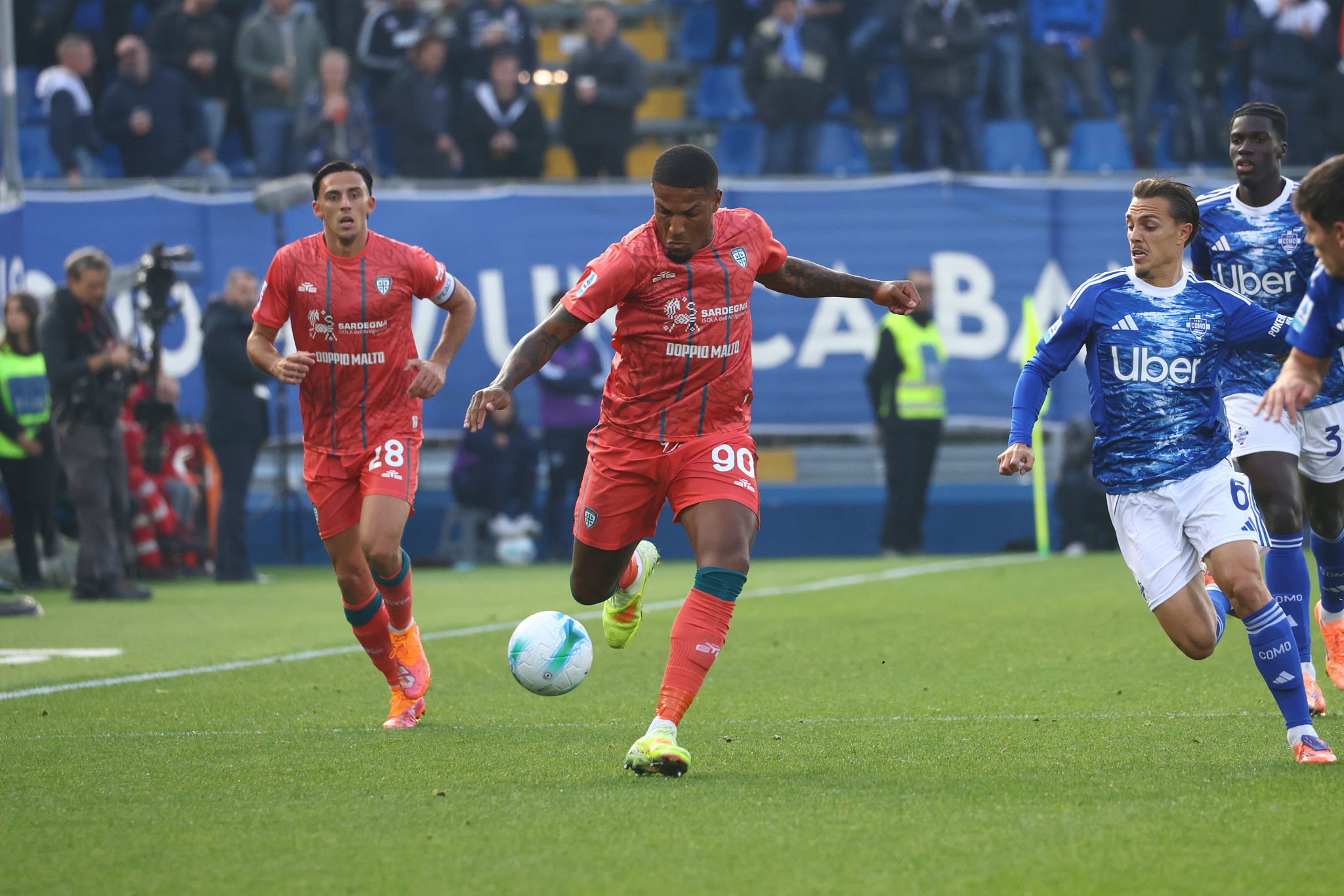 Diego Lopez promuove il Cagliari di Pisacane: “Ordinato e gioca nel modo giusto”