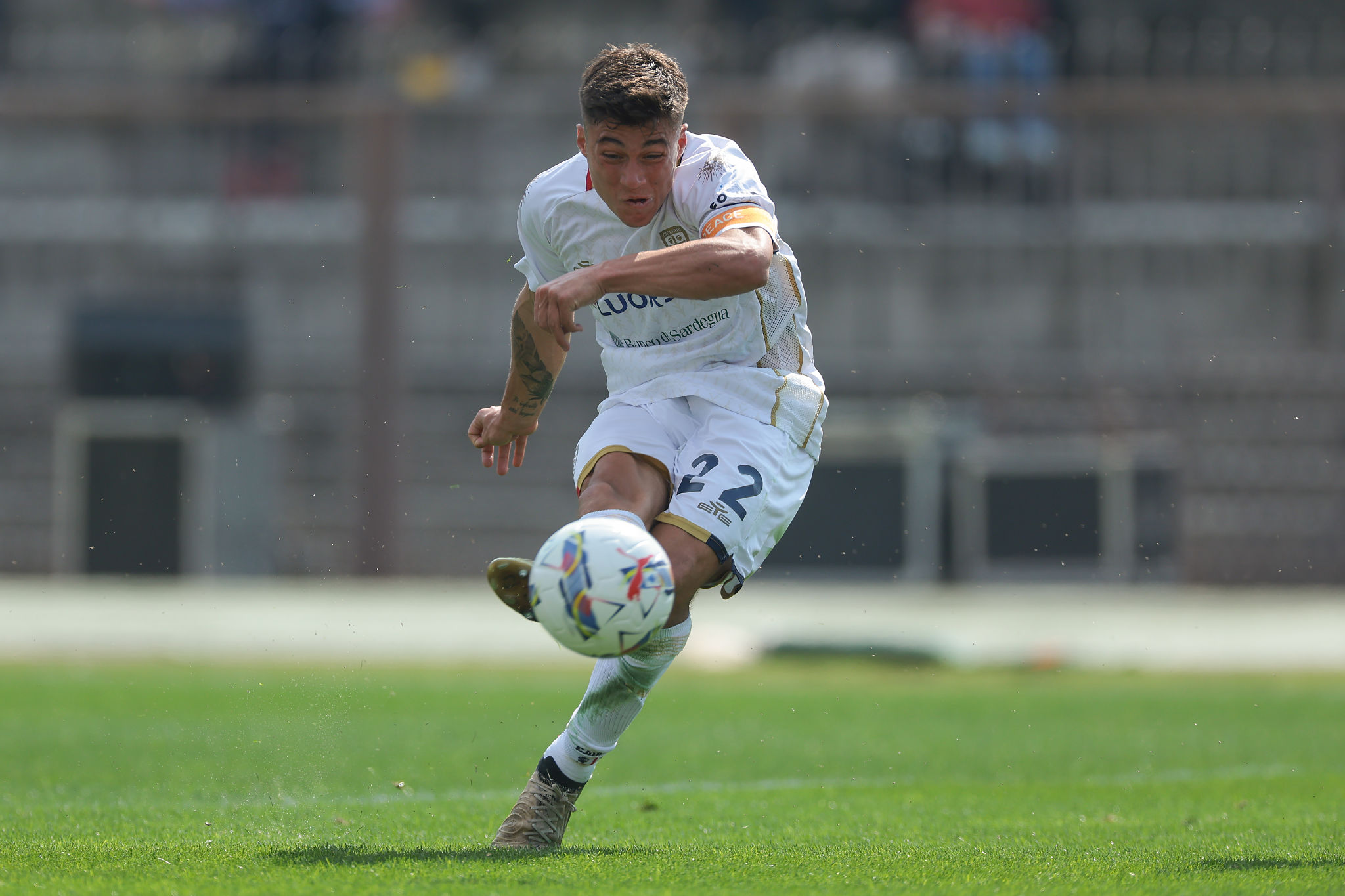 Poco spazio per Vinciguerra a Pescara: il Cagliari valuta il rientro