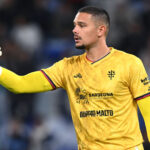 Caprile e il Cagliari in campo per la ricerca: il portiere testimonial per AIRC