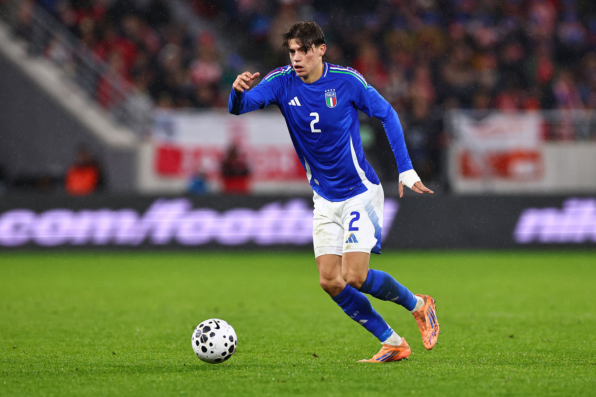 Il Cagliari prepara la sfida con il Genoa: rientrano i nazionali. Un rientro in gruppo