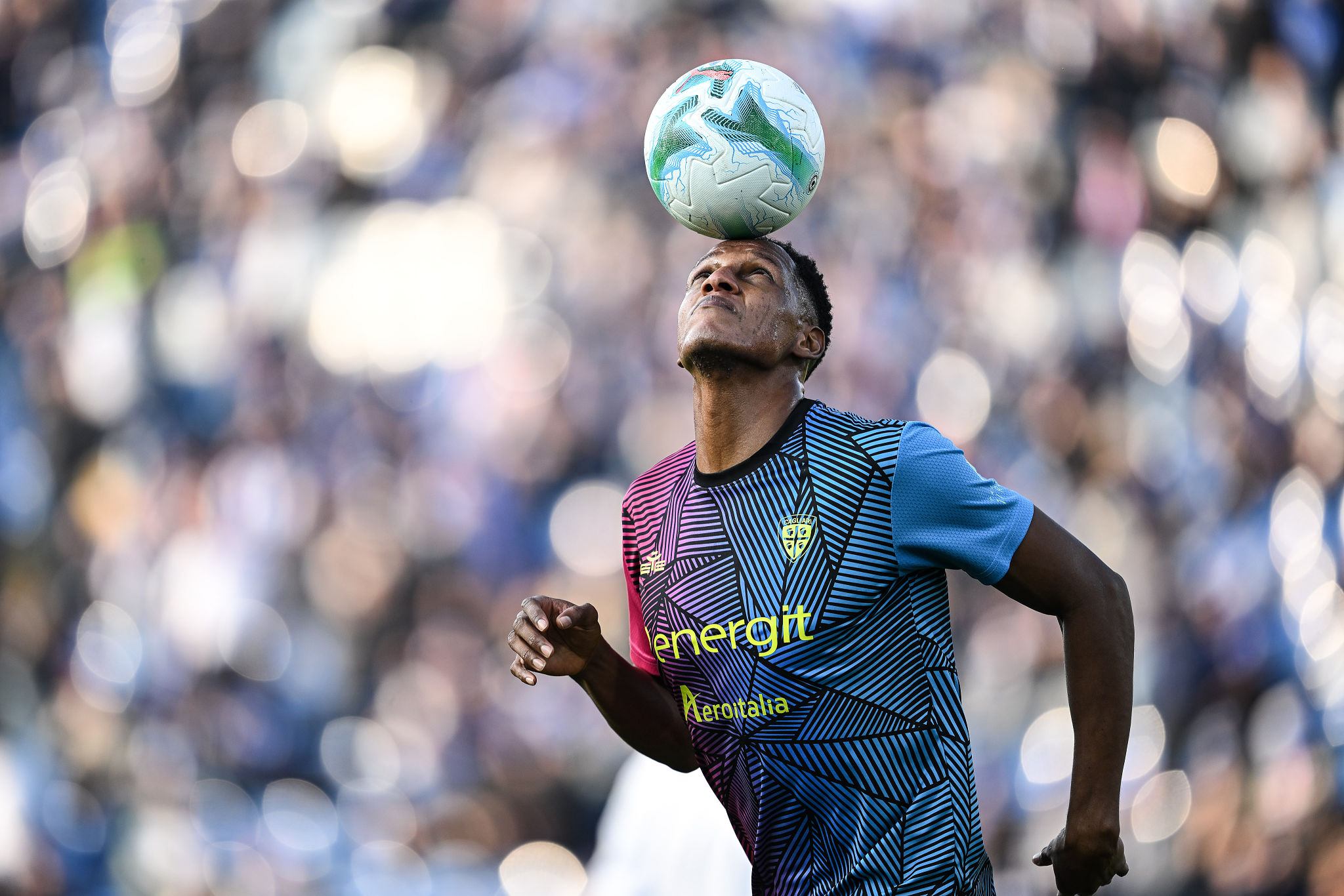 Cagliari, le ultime verso il Genoa. Buone notizie dall’infermeria, Mina a rischio