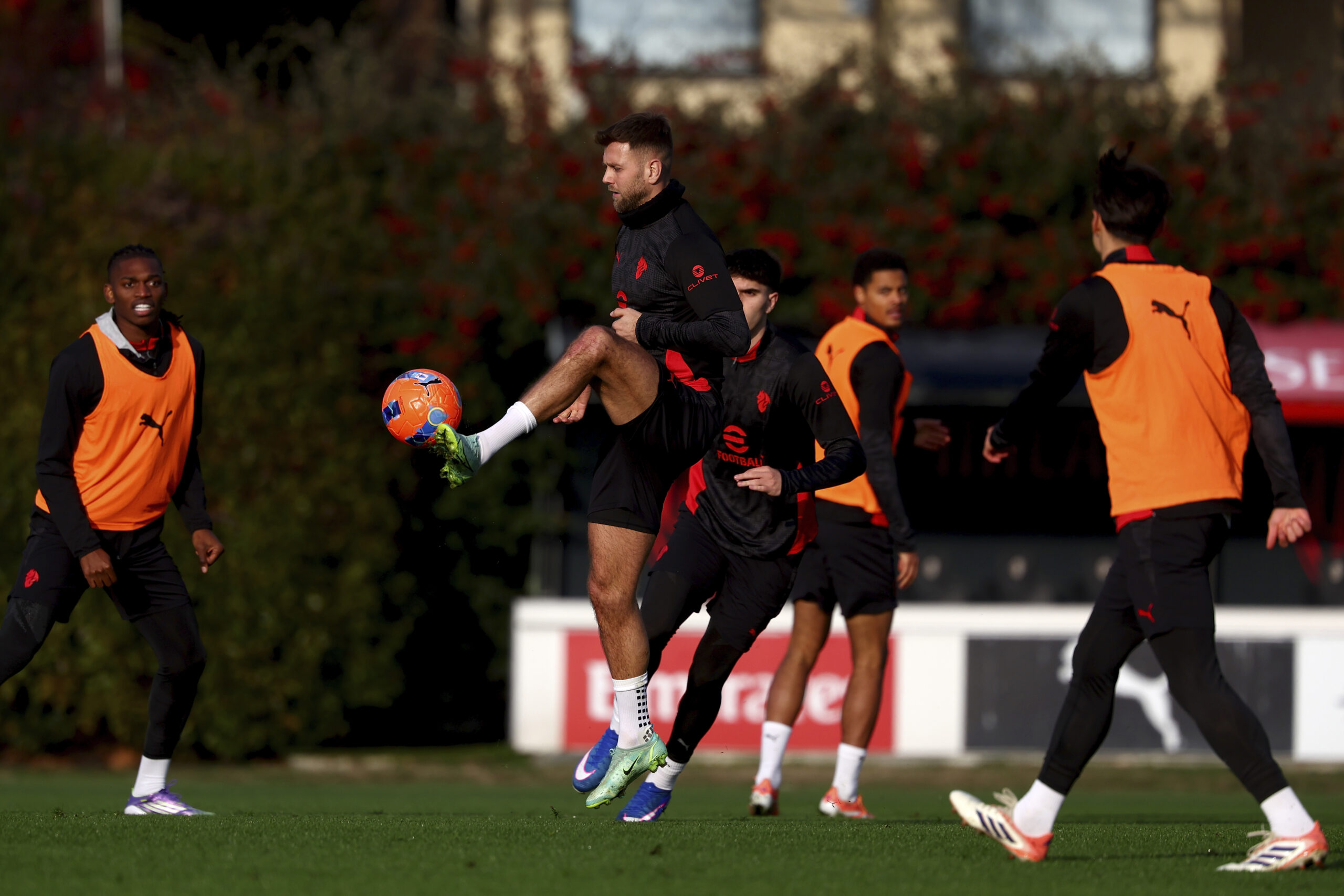 Füllkrug si allena a Milanello: ci sarà contro il Cagliari