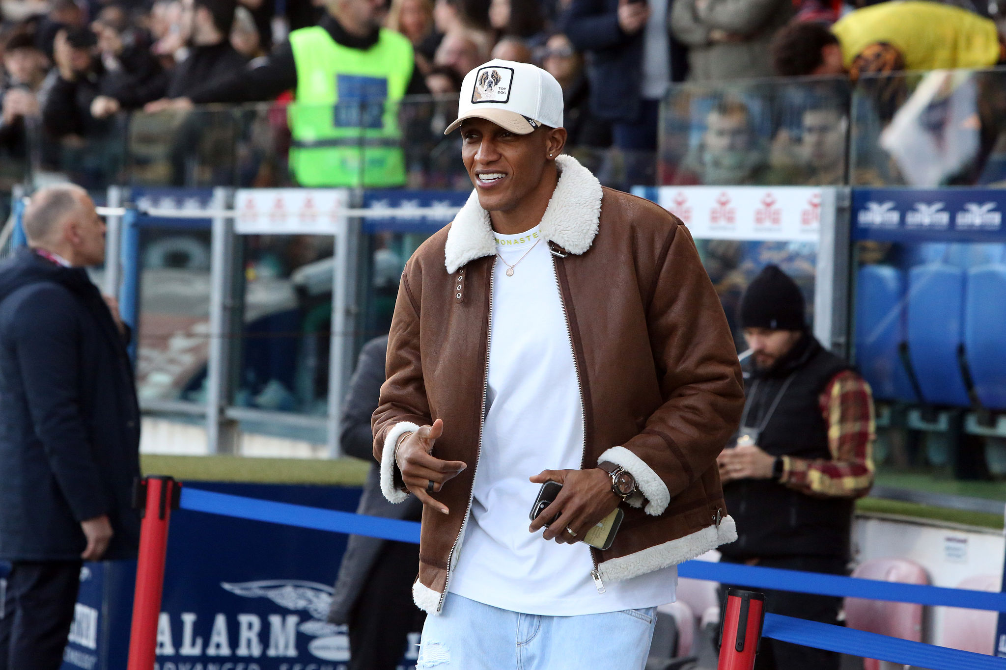 Cagliari, si fa la conta degli infortuni: Mina in dubbio per l'Atalanta