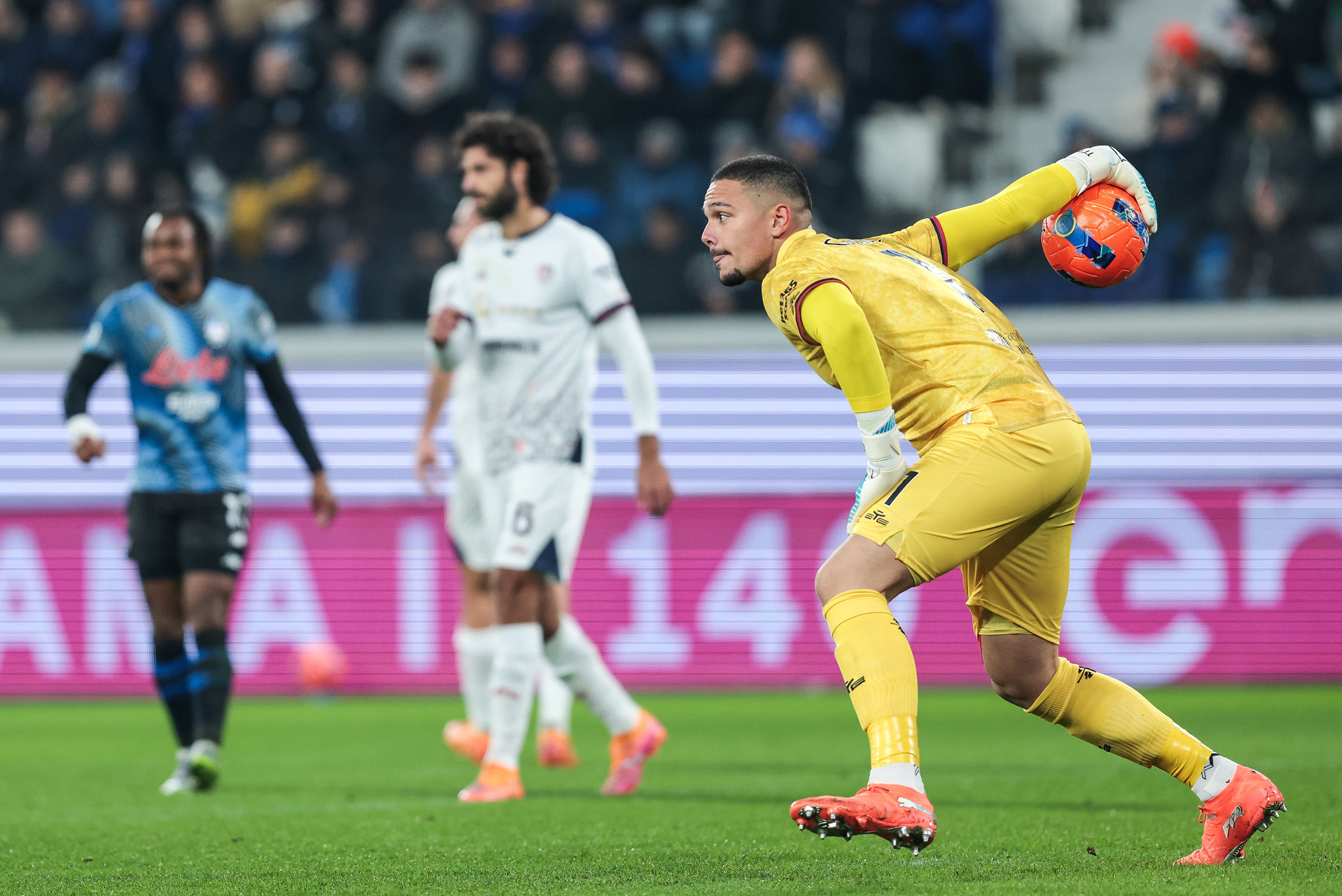 Caprile, non solo la Premier League: il Milan lo valuta come erede di Maignan