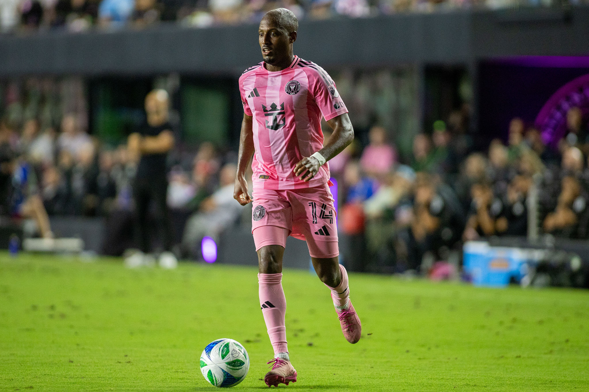 Picault, dal settore giovanile del Cagliari al trionfo in MLS con Messi