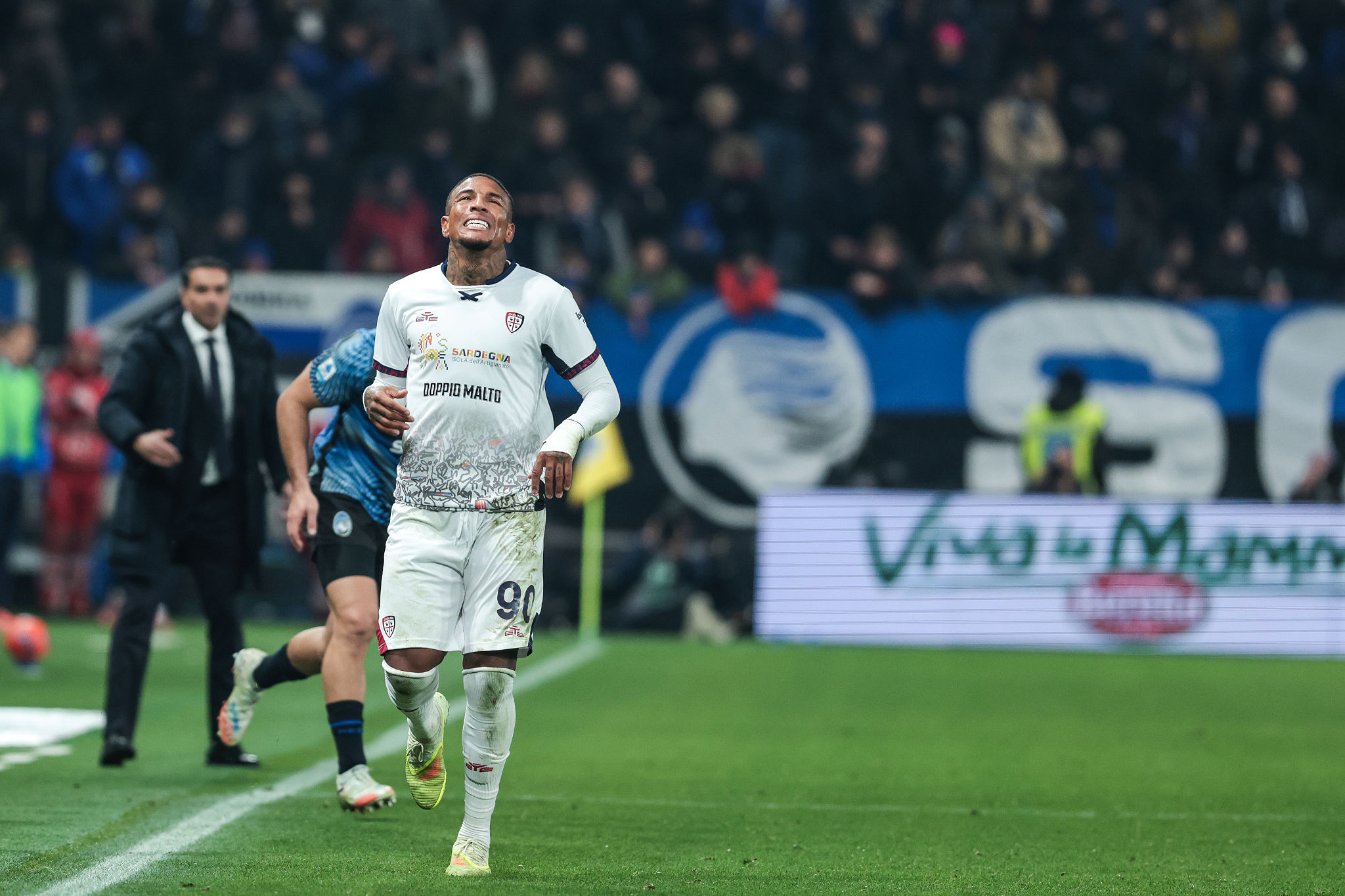 Il Cagliari non si arrende: "Continueremo a lottare uniti"