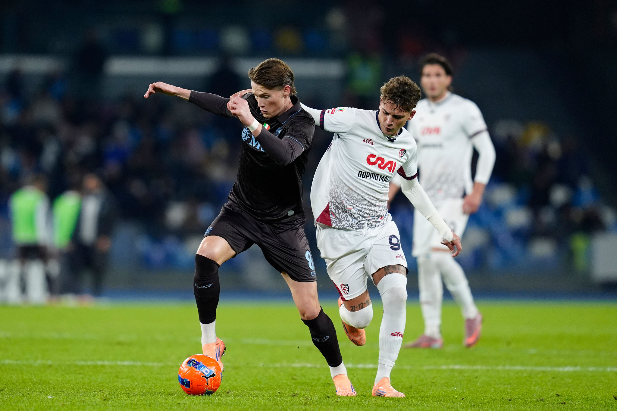 Coppa Italia, il Napoli supera il Cagliari ai rigori: azzurri ai quarti di finale