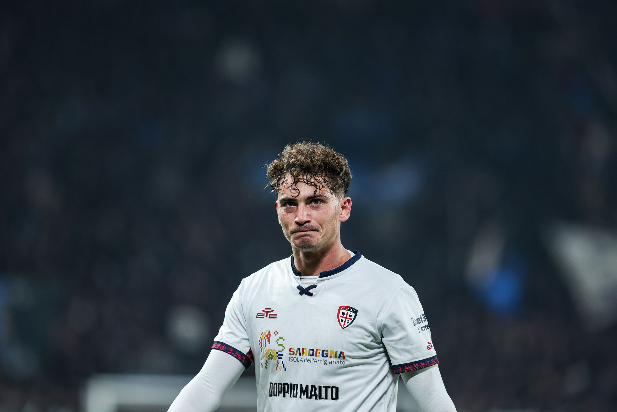 Esposito trascina il Cagliari: la maturazione che ha cambiato la stagione