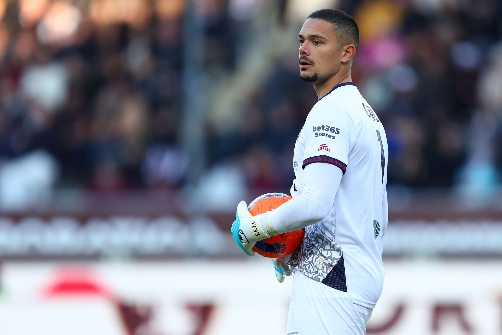 Caprile si racconta: “A Cagliari mi sono rimesso in gioco”