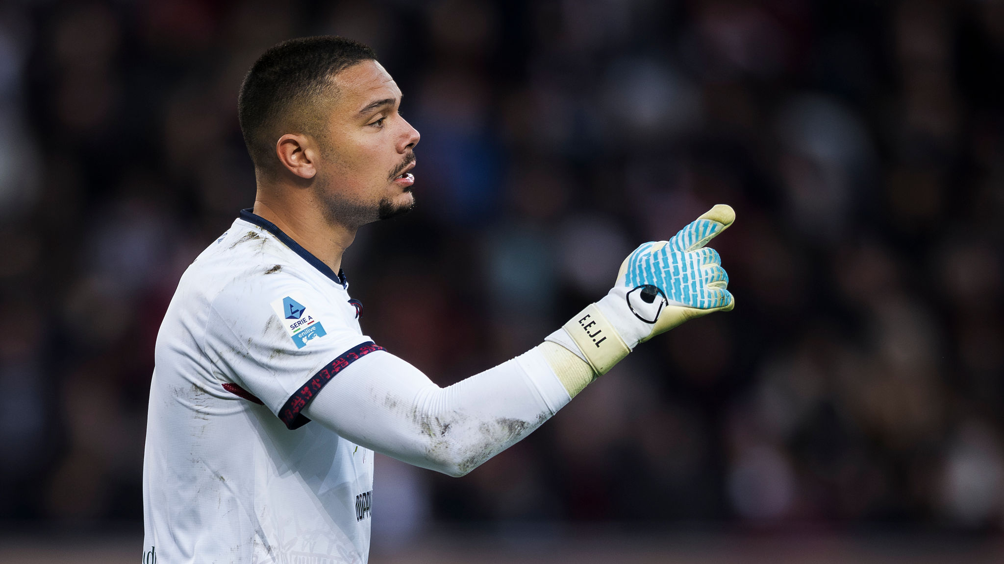 Giro di portieri a Cagliari: Caprile verso l’addio, ma c’è già un nome per il sostituto