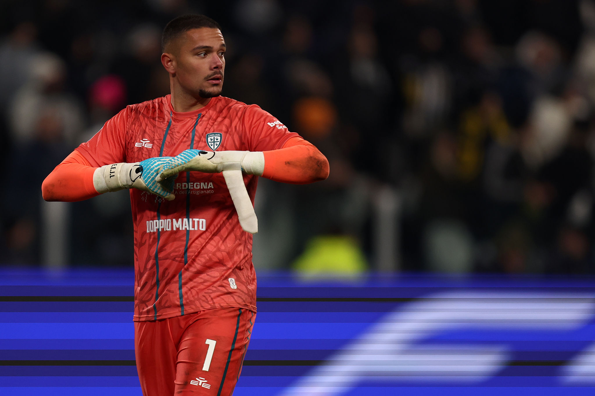 Parla il ds del Cagliari: "Caprile nel mirino della Premier"