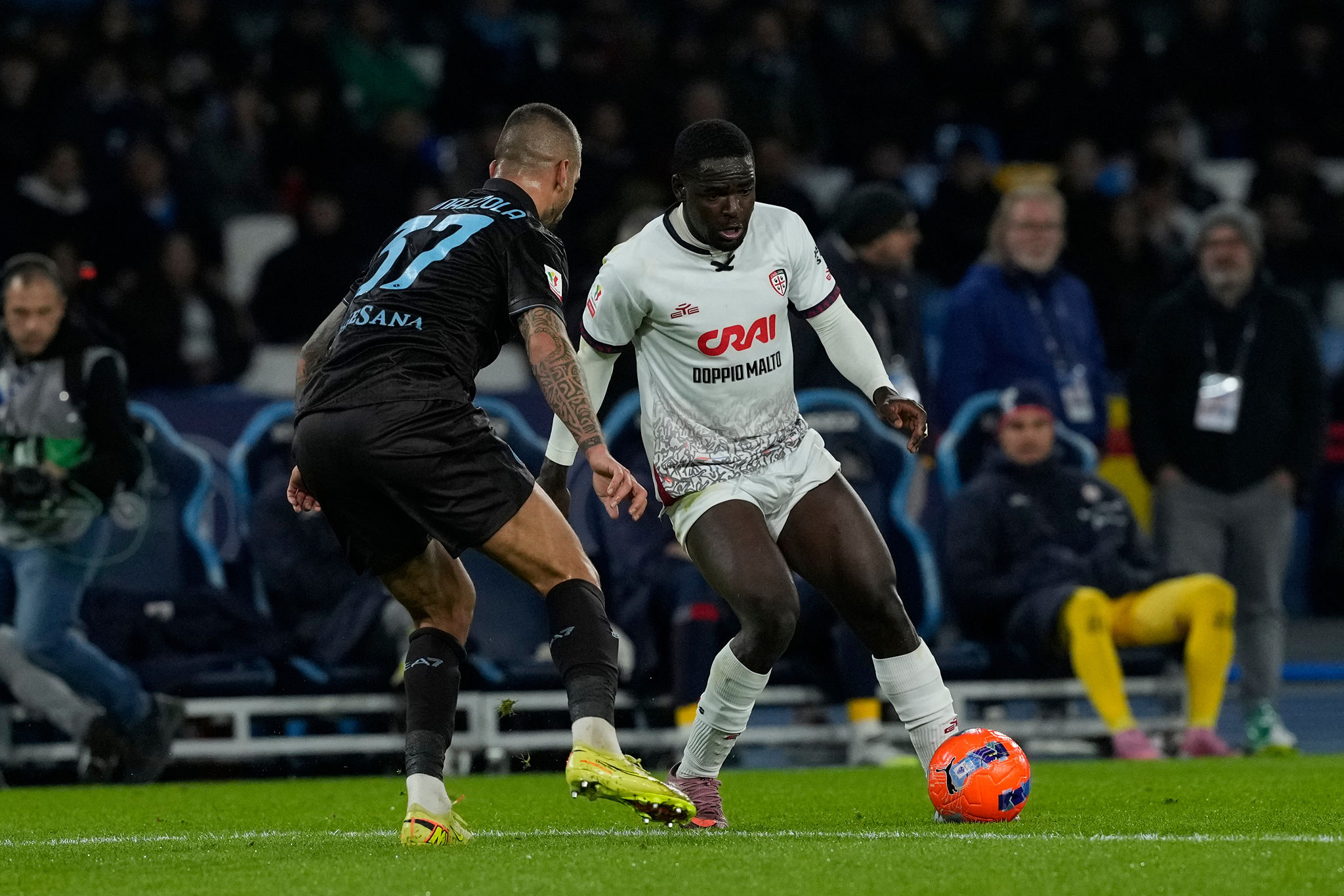 Luvumbo, messaggio ai tifosi dopo il rigore sbagliato: “Mi dispiace molto”