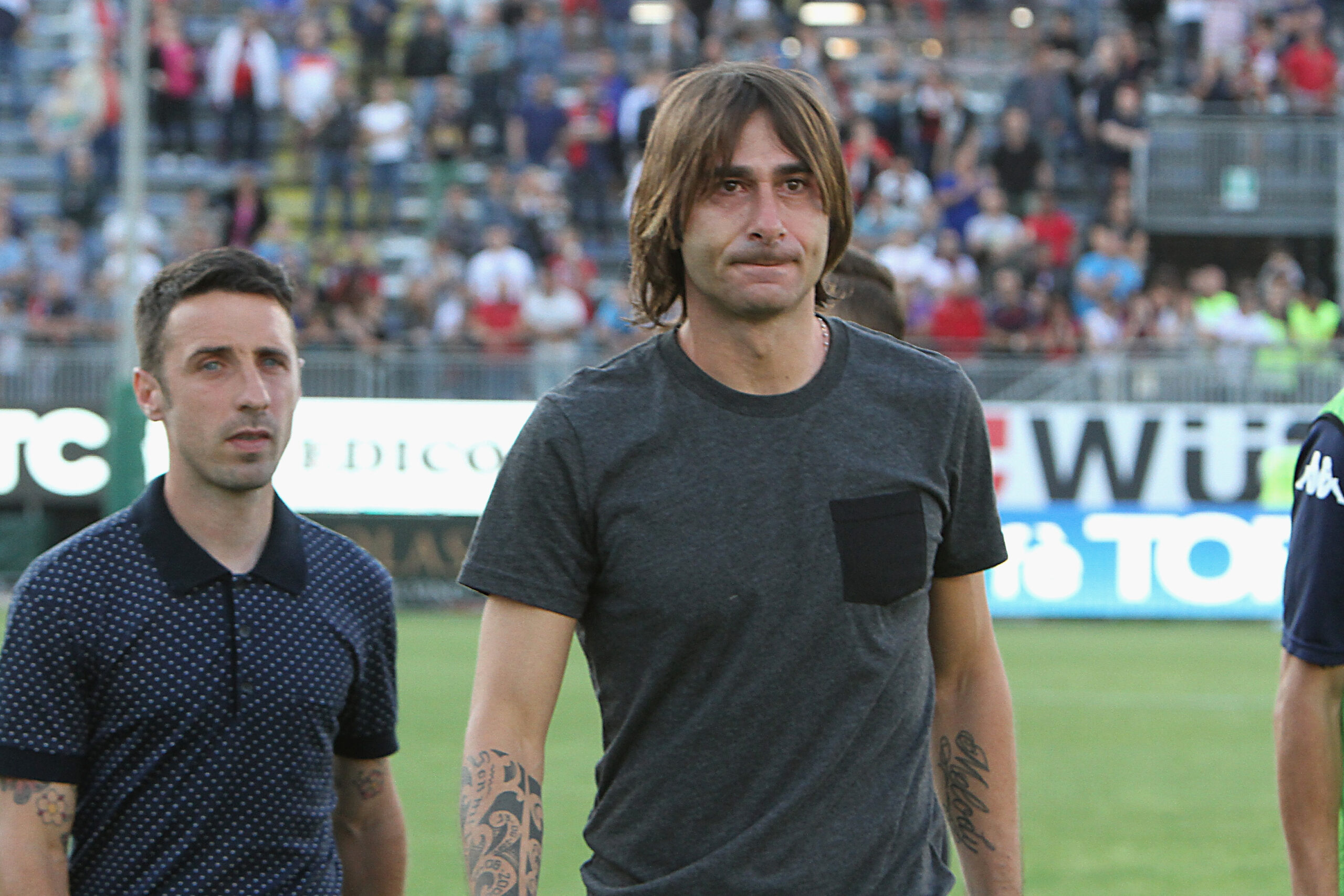 Daniele Conti compie 46 anni: il Cagliari celebra la sua eterna bandiera