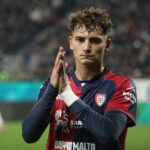 Esposito e il 94 sulla schiena. Un legame che va oltre il campo