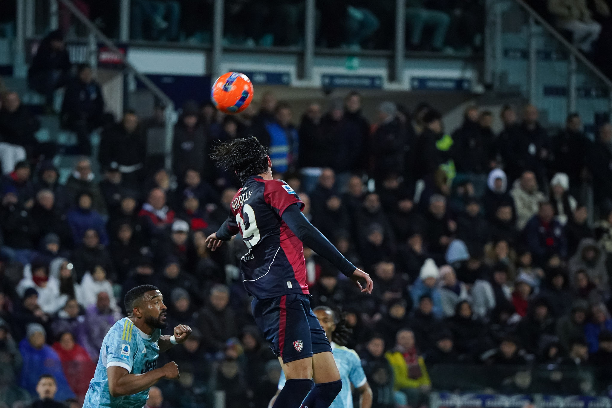 Mazzitelli firma l’impresa, il Cagliari supera la Juventus